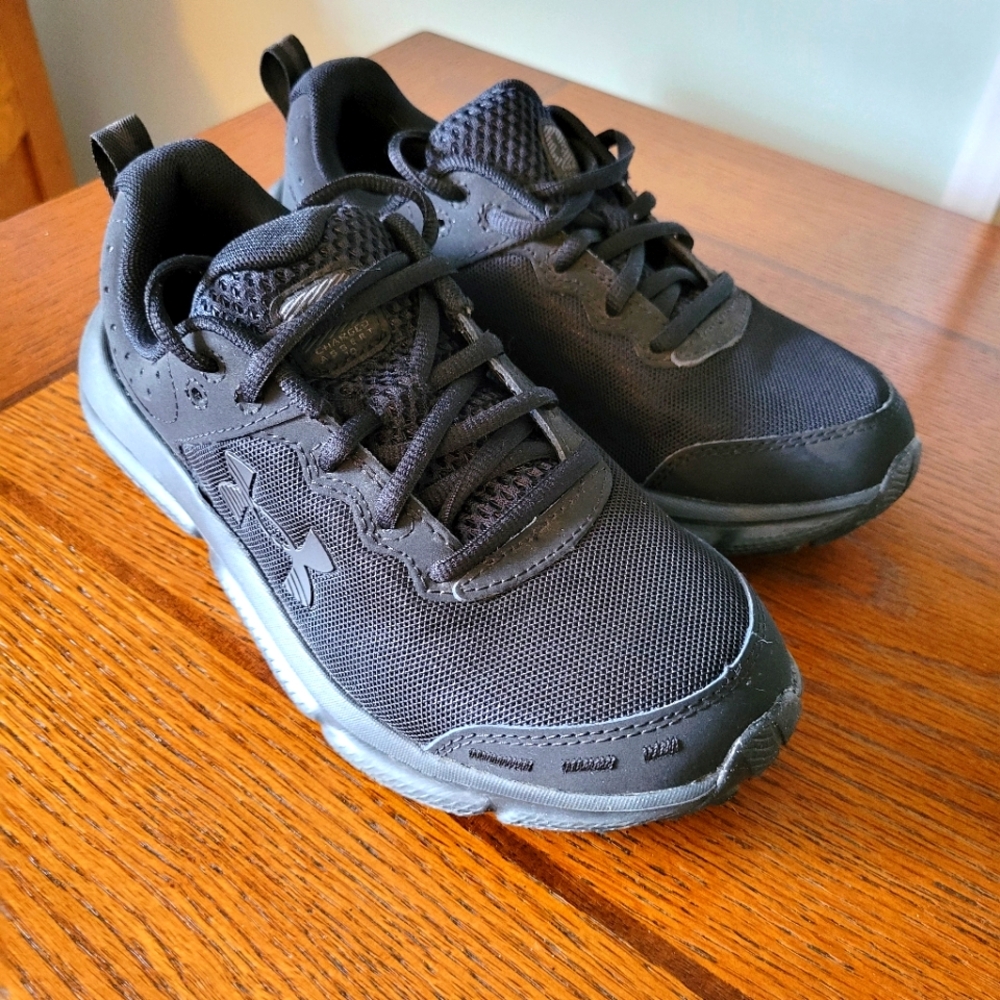 Under Armour Women's Charged Assert 10 Running Shoes Black Size 7